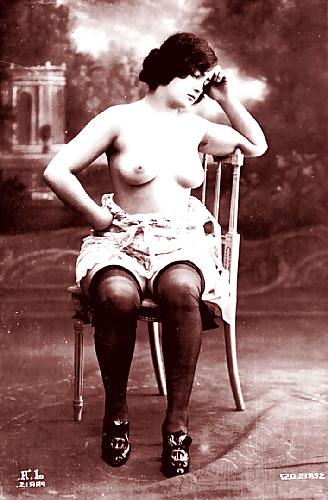 25P Old French postcards 17