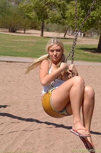21P Blonde lovely outdoor striptease