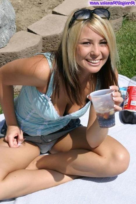 16P cute blonde teen babe in panties outdoor