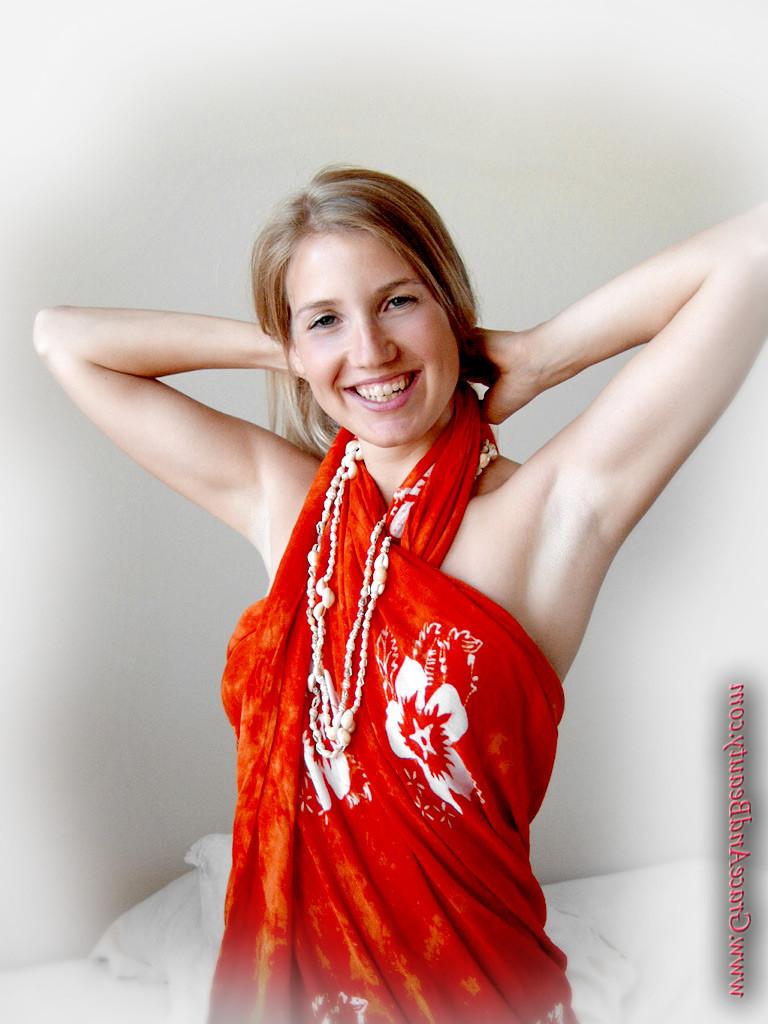 12P Erptic french blonde beauty teasing camera