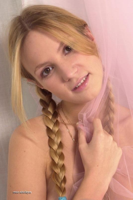 12P Busty teen spreading pink