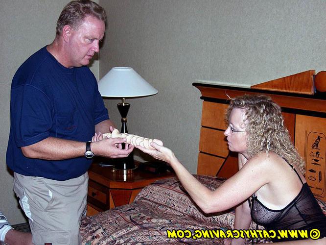 16P Wife enjoys neighbor shoving big dildo in pussy