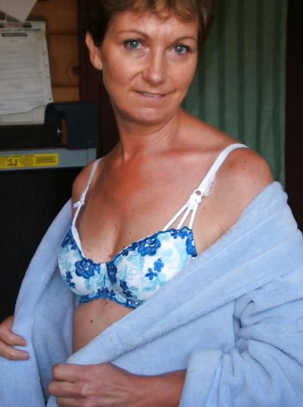 24P Some freckled MILF 1