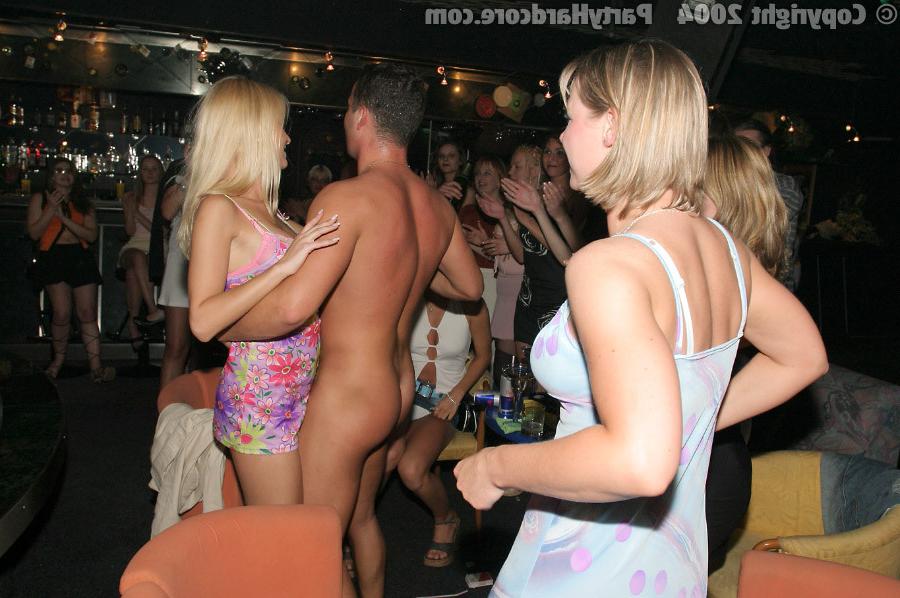 11P Sexy drunk party girls with male strippers