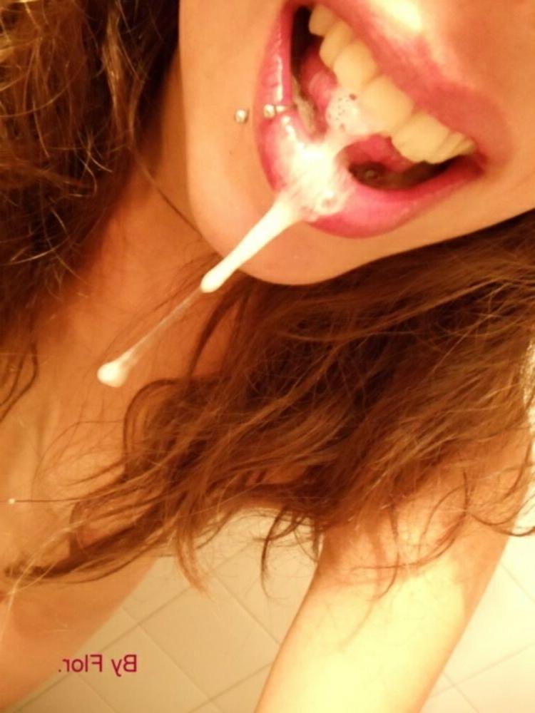15P Horny gfs lick cock and cumshots  11