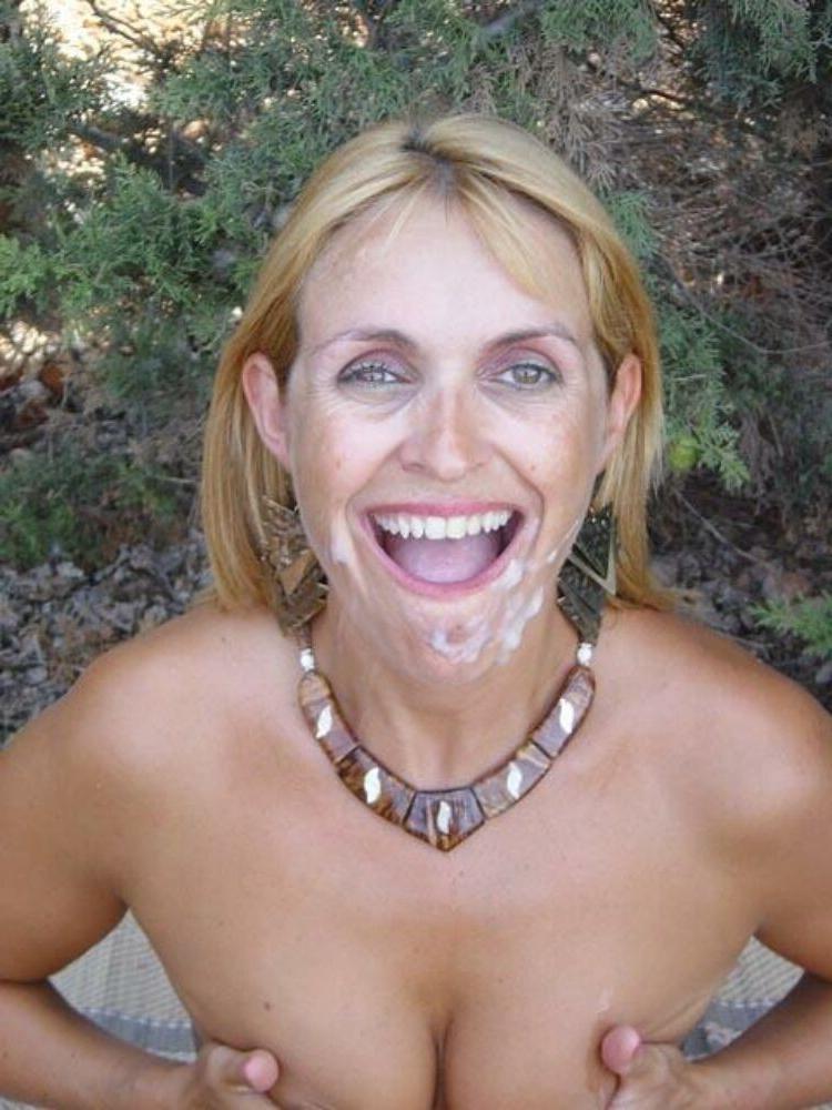 15P Horny gfs lick cock and cumshots  25
