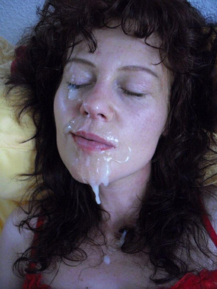 15P Horny gfs lick cock and cumshots  38