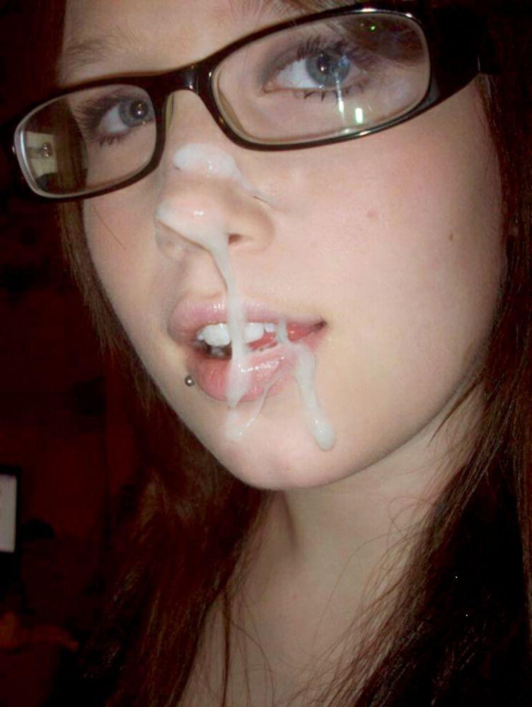 15P Horny gfs lick cock and cumshots  36