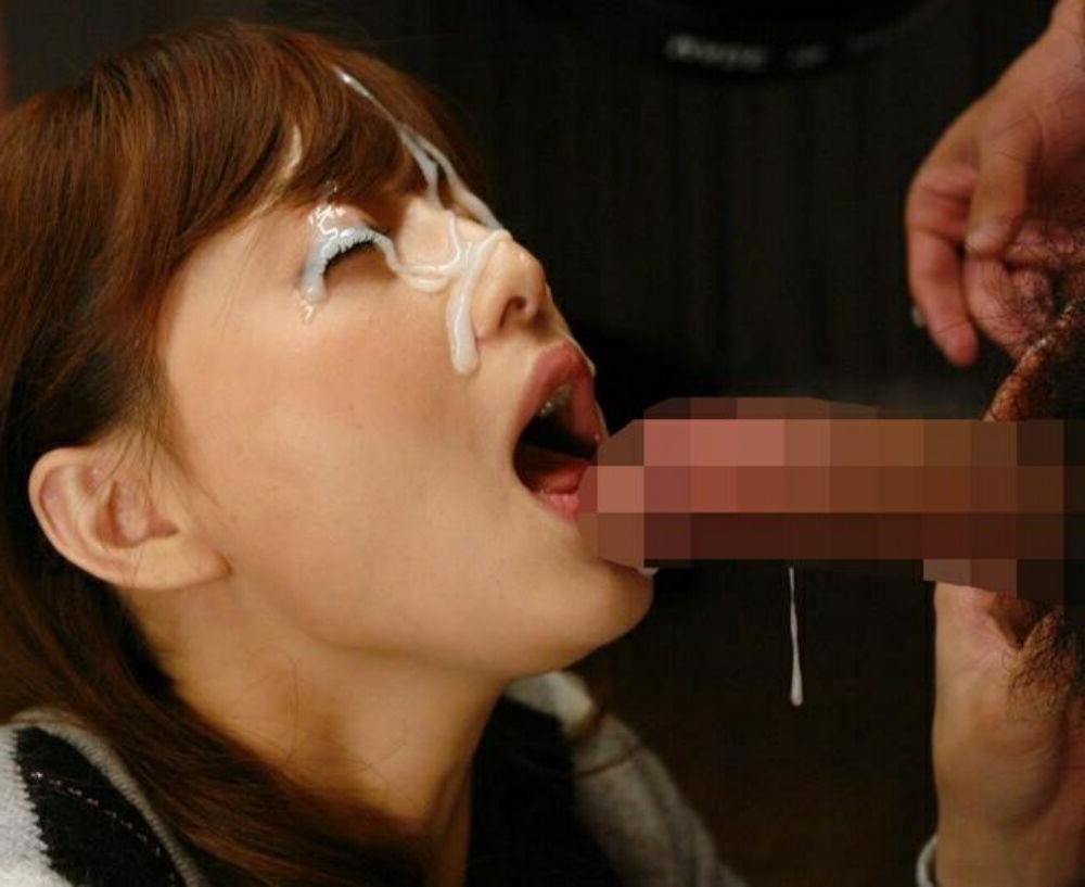 15P Horny gfs lick cock and cumshots  39