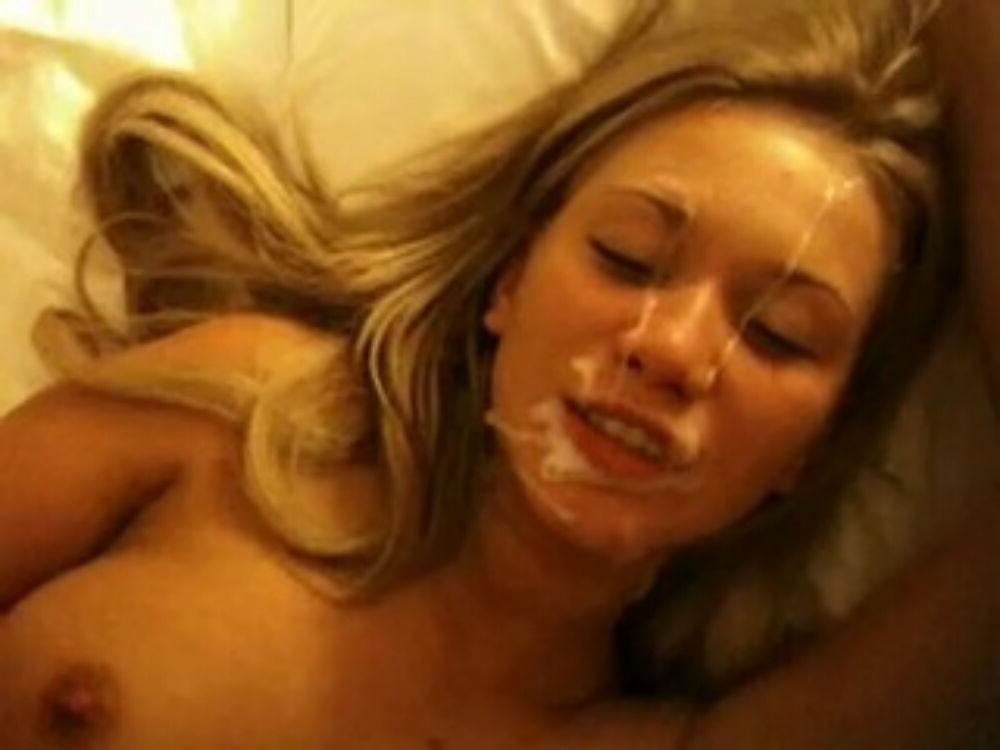 15P Horny gfs lick cock and cumshots  5
