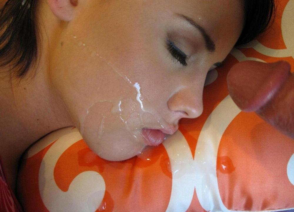 15P Horny gfs lick cock and cumshots  6