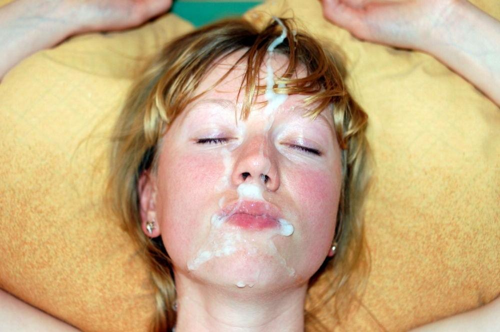 15P Horny gfs lick cock and cumshots  3