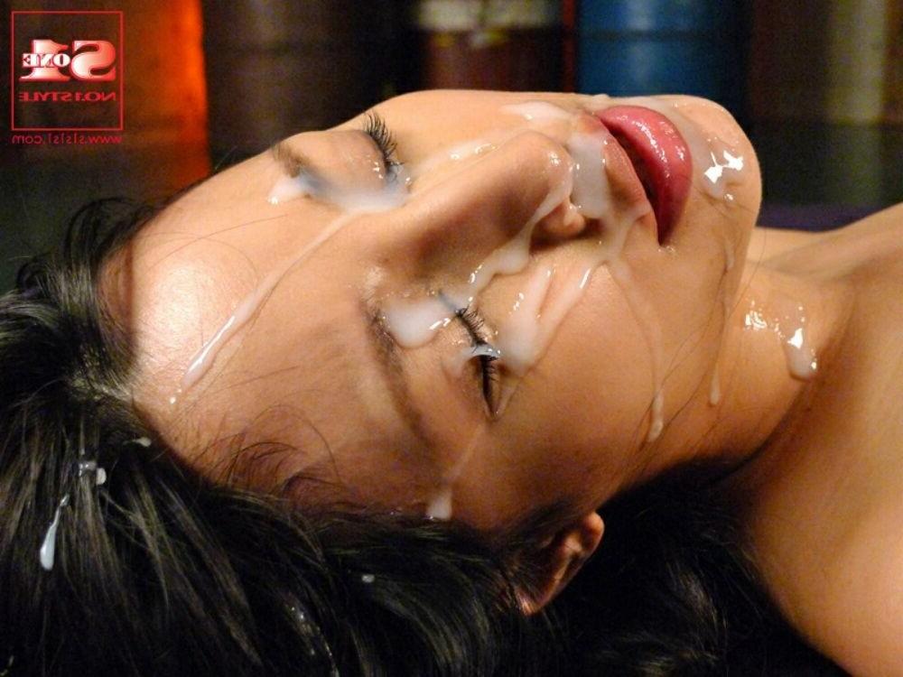 15P Horny gfs lick cock and cumshots  3