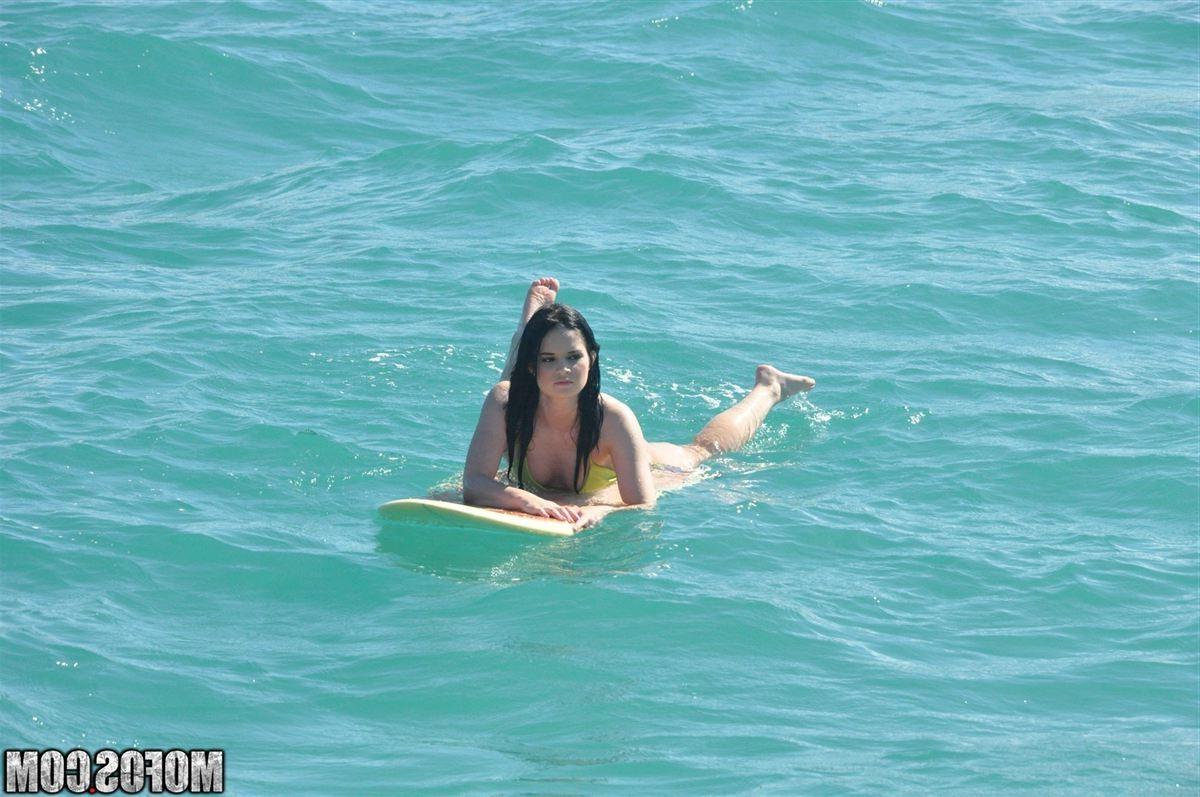 18P Jenna J Ross gets banged on a boat after surfing