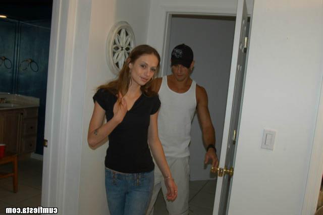 13P Tight small tity girl that loves a hard fuck and a facial