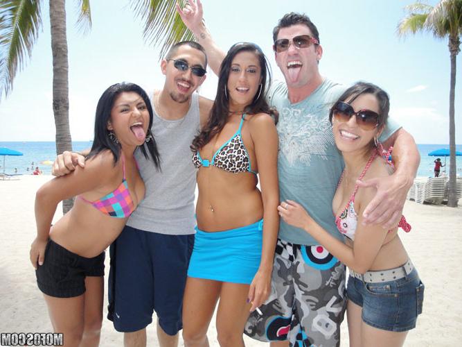 15P Hottest orgy sex with sluts sucking and fucking with guys