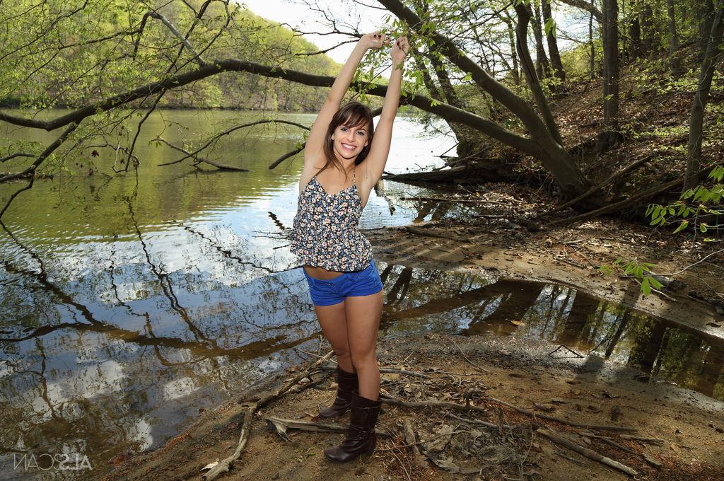 16P BABBLING BROOK featuring Kimmy Granger