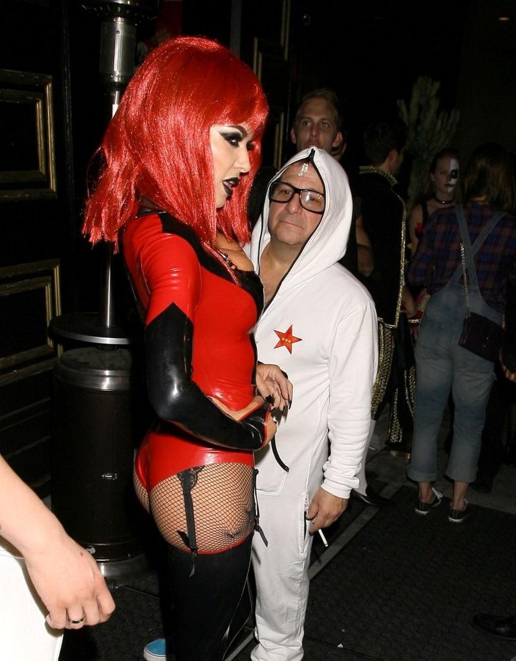 16P Carmen Electra wearing a slutty latex costume for a Halloween party at Bootsy Be