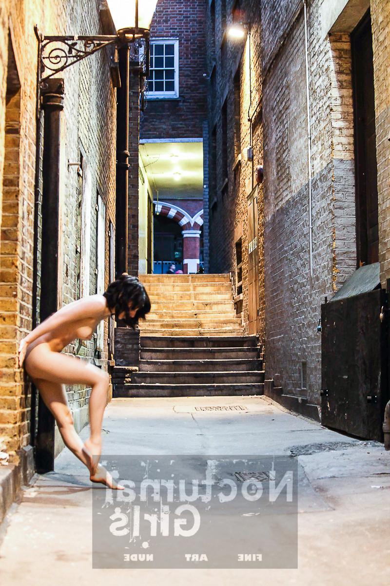 8P A girl is posing nude outdoor