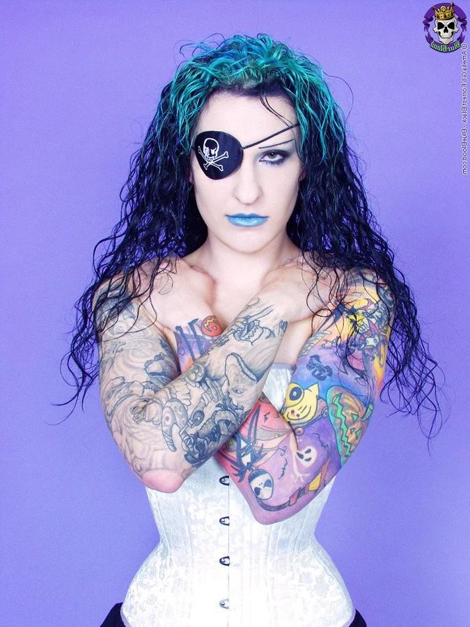 15P Gothic tattooed pirate girl with her eyepatch