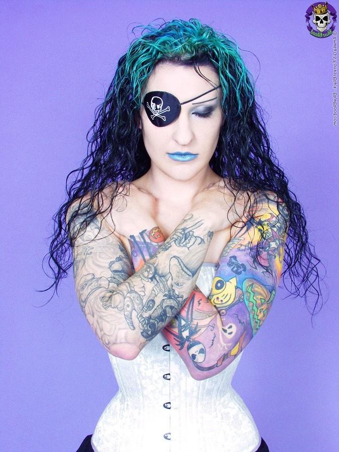 15P Gothic tattooed pirate girl with her eyepatch