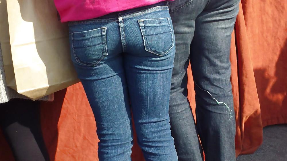20P Sexy cute teen ass & butt in nice blue jeans 