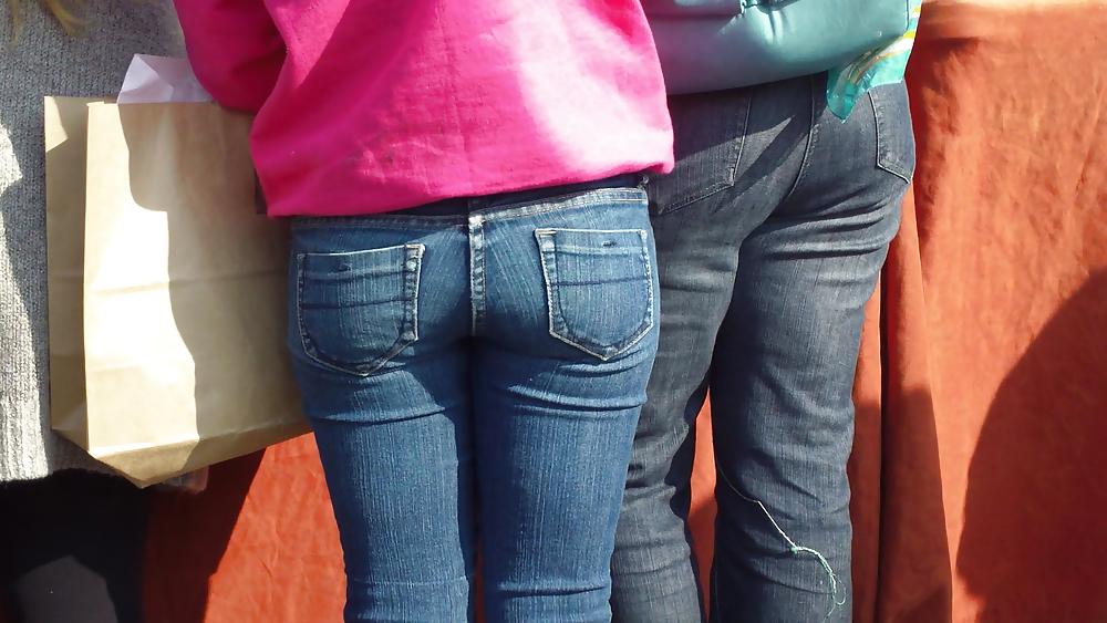 20P Sexy cute teen ass & butt in nice blue jeans 