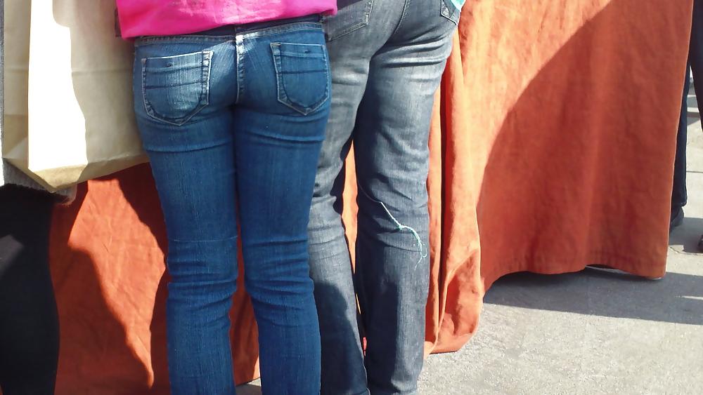 20P Sexy cute teen ass & butt in nice blue jeans 