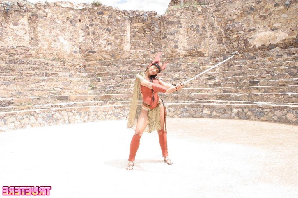 16P Teen girl in warrior costume