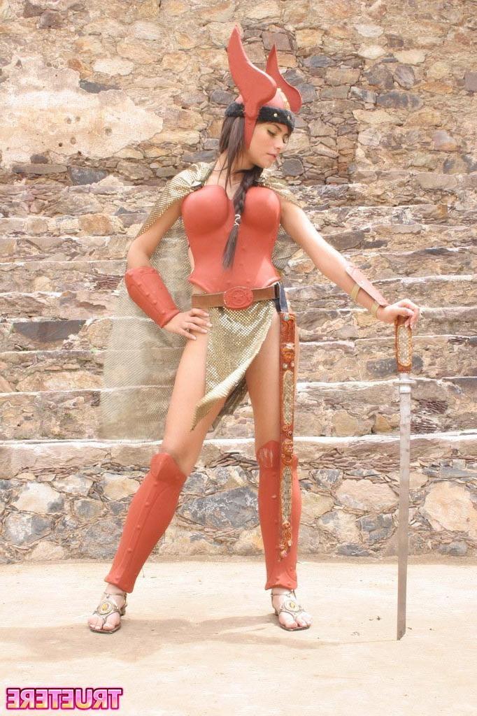 16P Teen girl in warrior costume