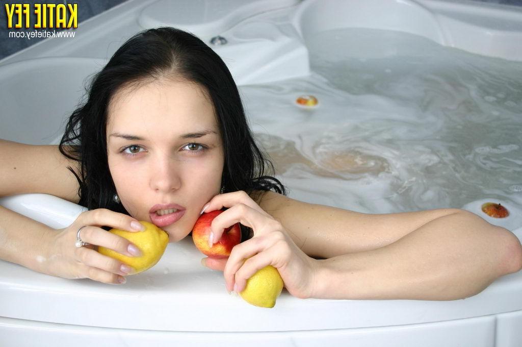 15P Busty teen takes a hot bath