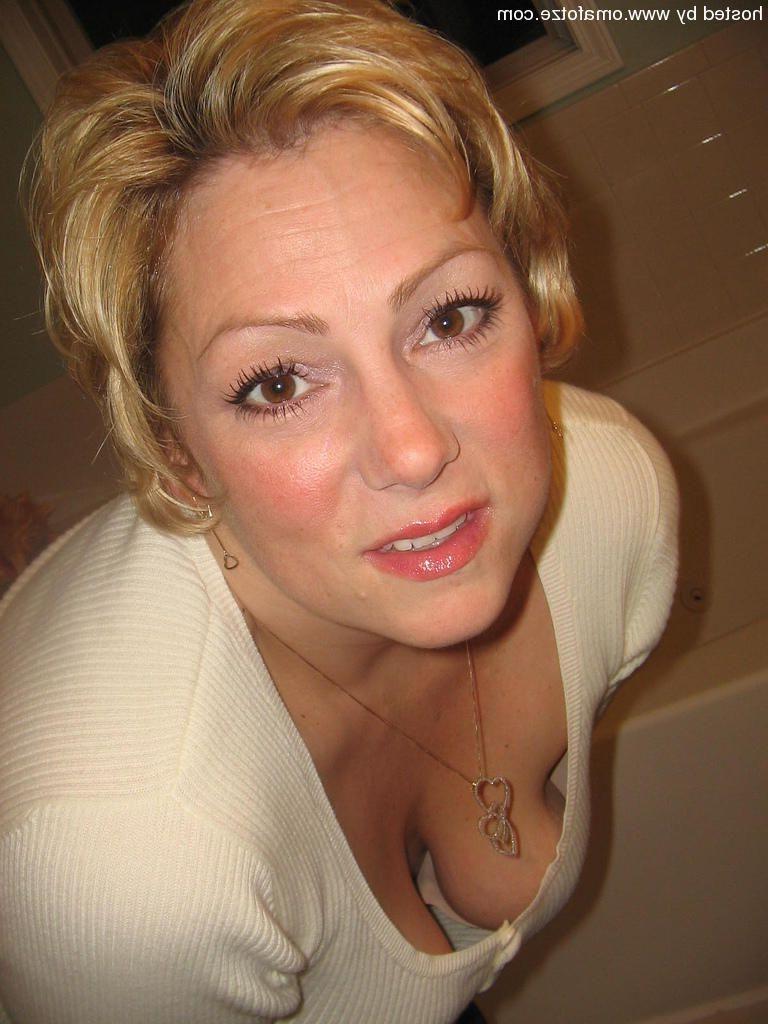 16P super hot milf homemade sex