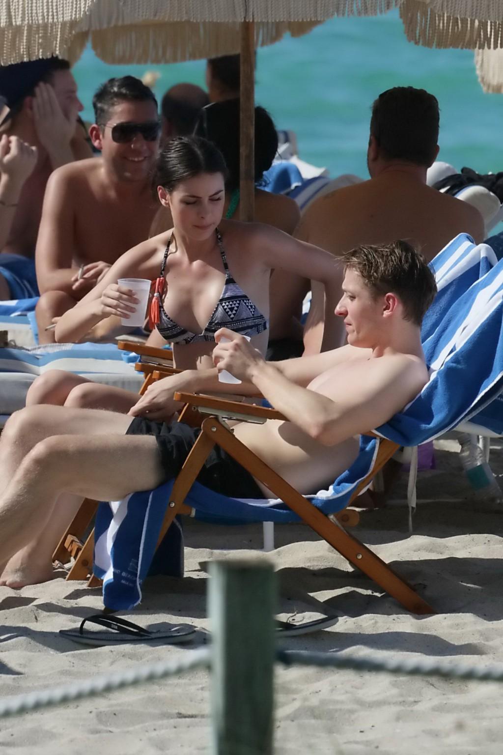 16P Lena Meyer Landrut shows off her hot bikini body in Miami