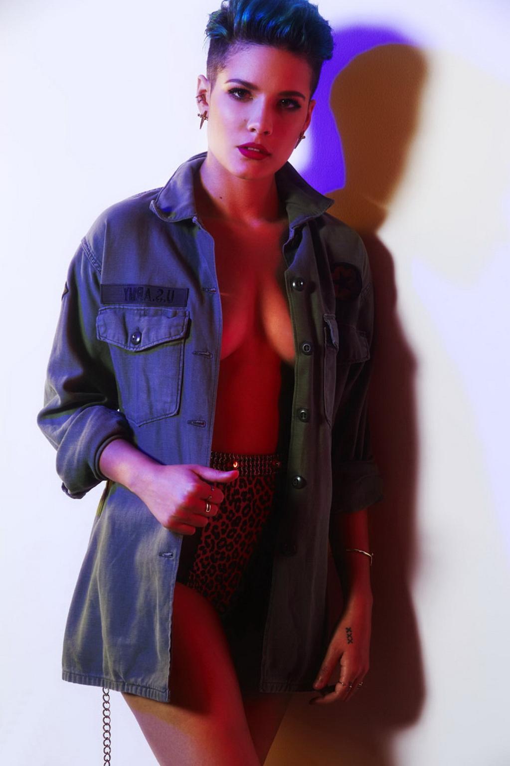 16P Busty Halsey posing in tiny swimsuit and lingerie