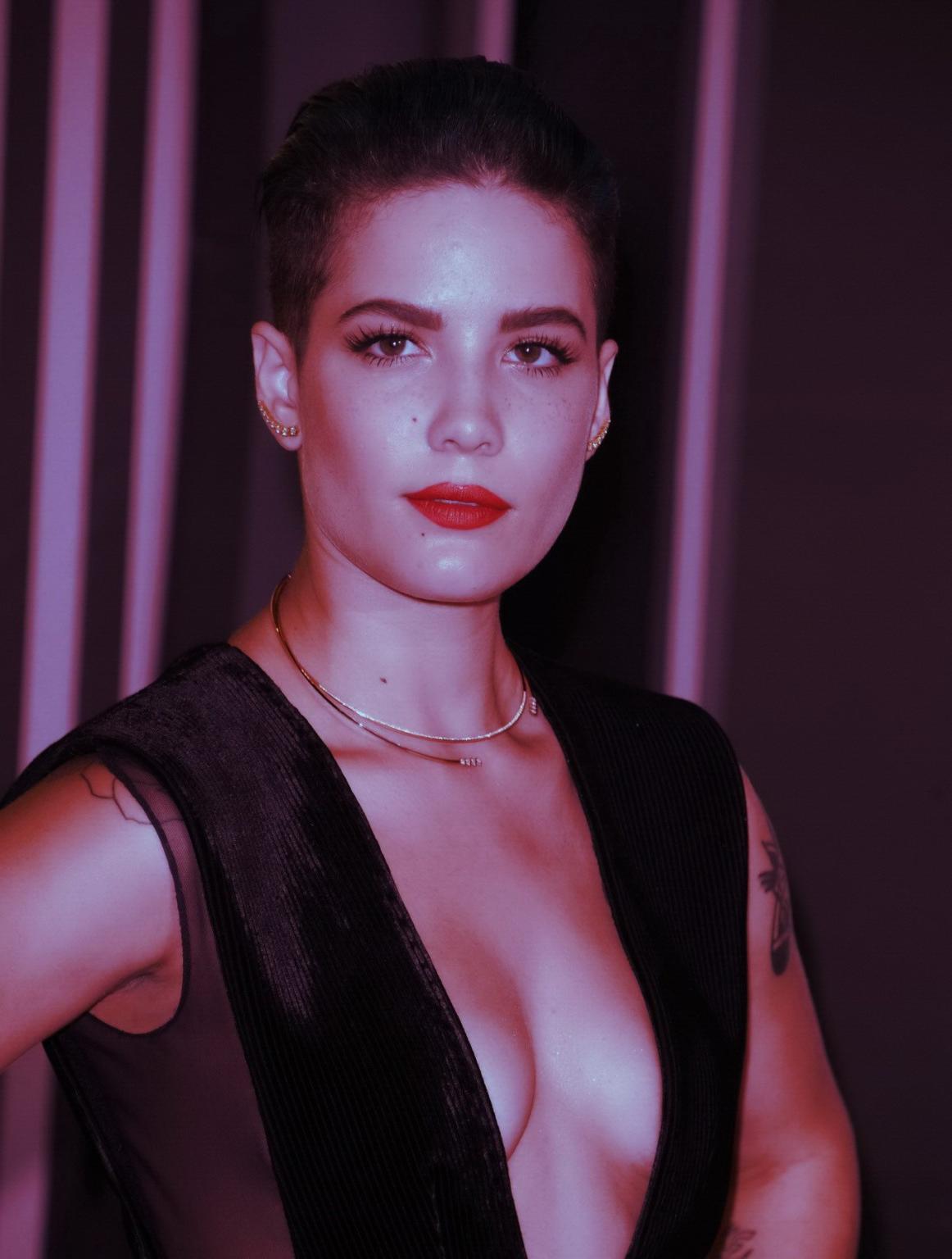 16P Busty Halsey posing in tiny swimsuit and lingerie