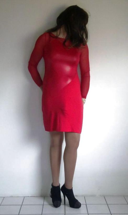 16P New shiny red dress cd tv sissy. me !