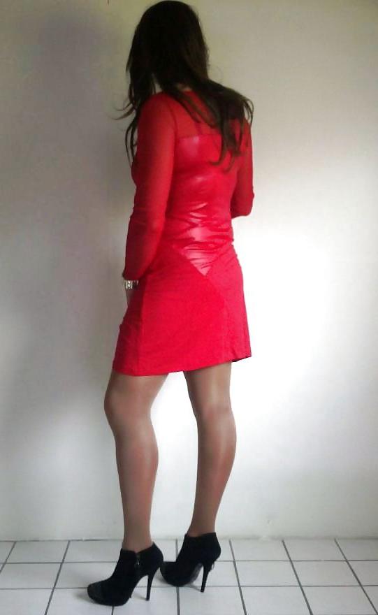 16P New shiny red dress cd tv sissy. me !