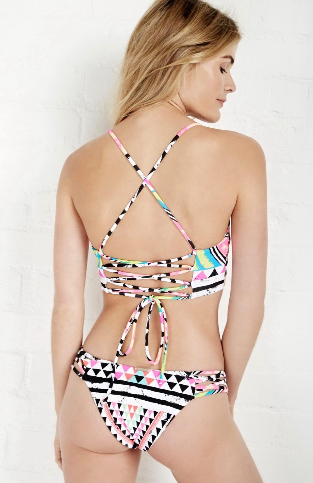 16P Morgan Dixon in very sexy Dailylook swimwear