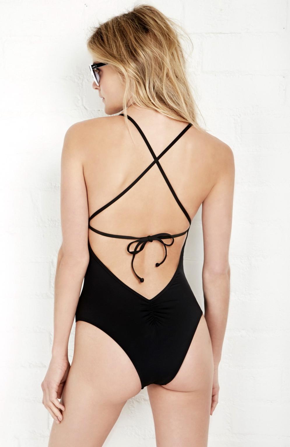 16P Morgan Dixon in very sexy Dailylook swimwear