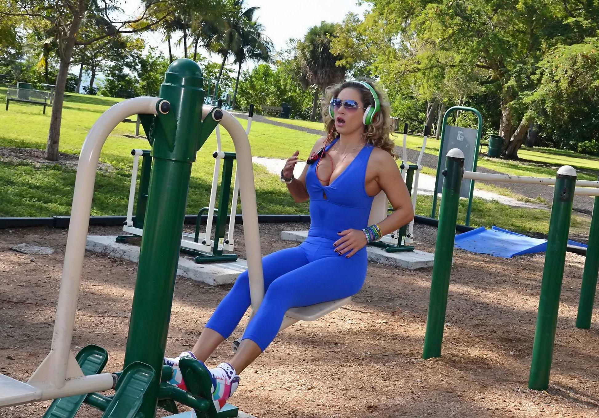 16P Jennifer Nicole Lee nipple-slip in a blue skin tight bodysuit while working out 