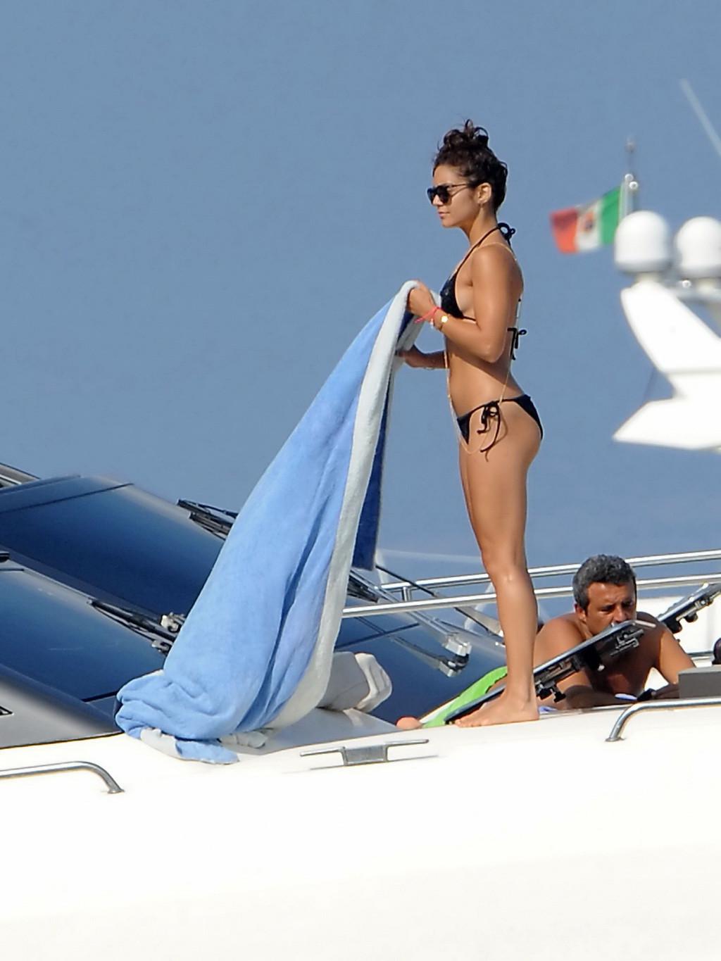 16P Vanessa Hudgens in black bikini doing yoga on a boat in Ischia, Italy
