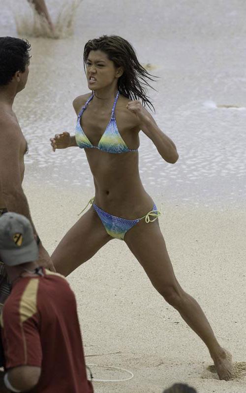 16P Grace Park body shows her tits and ass