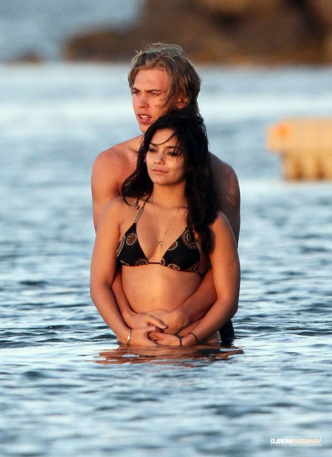 16P Vanessa Hudgens wearing sexy bikini on a Hawaiian beach