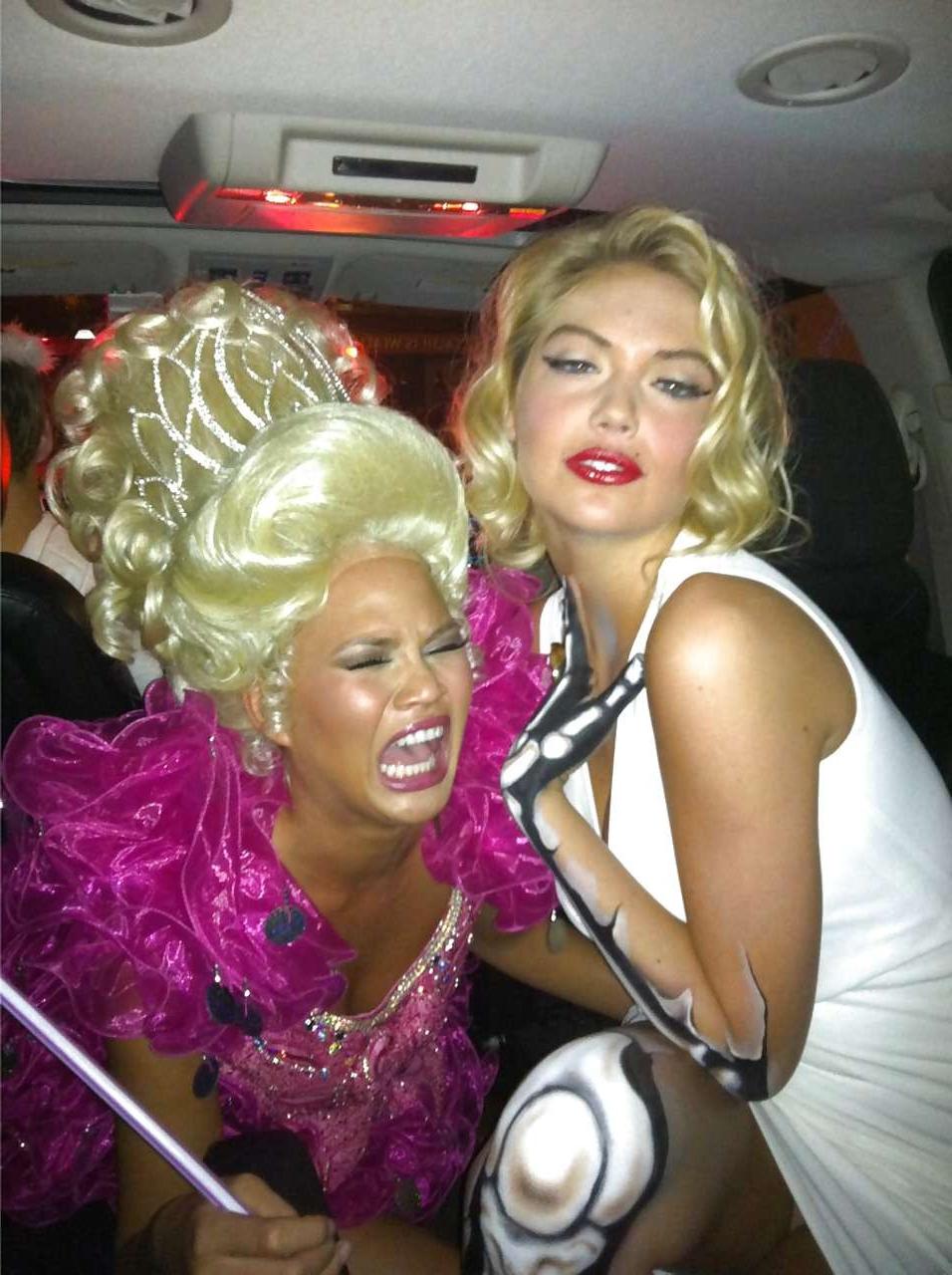 16P Kate Upton slight upskirt in Helloween costume paparazzi pictures