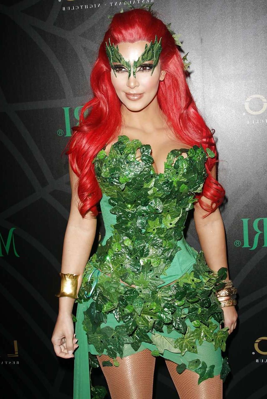 16P Kim Kardashian as redhair in Poison Ivy costume for Helloween party