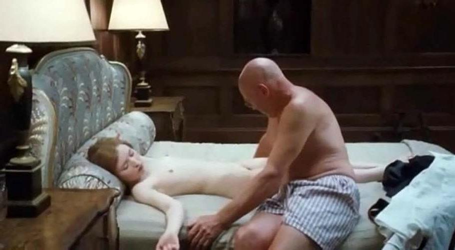 16P Emily Browning exposing nude body and get fucking very hard by the old man