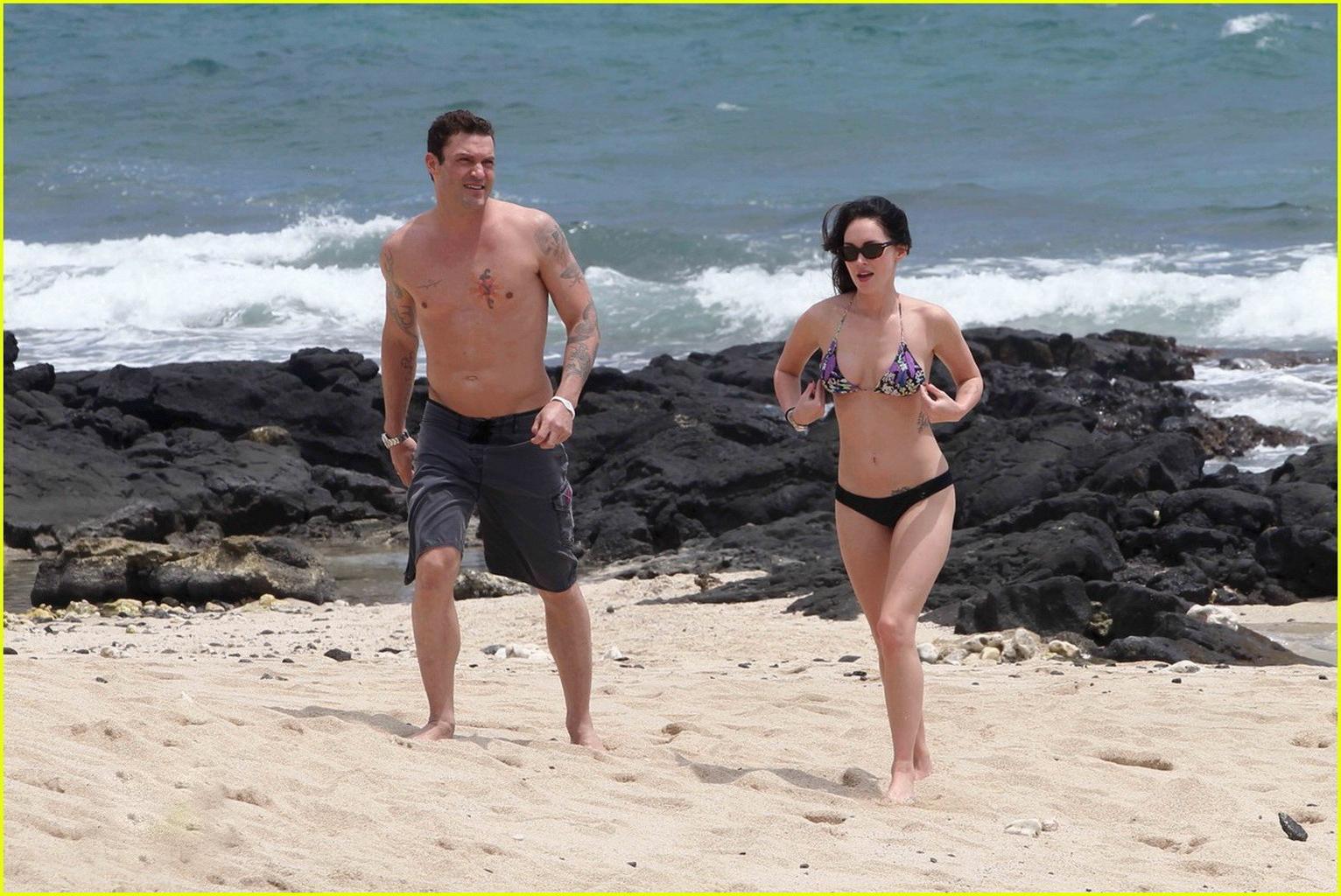 16P Megan Fox showing off her bikini body on a Hawaiian beach