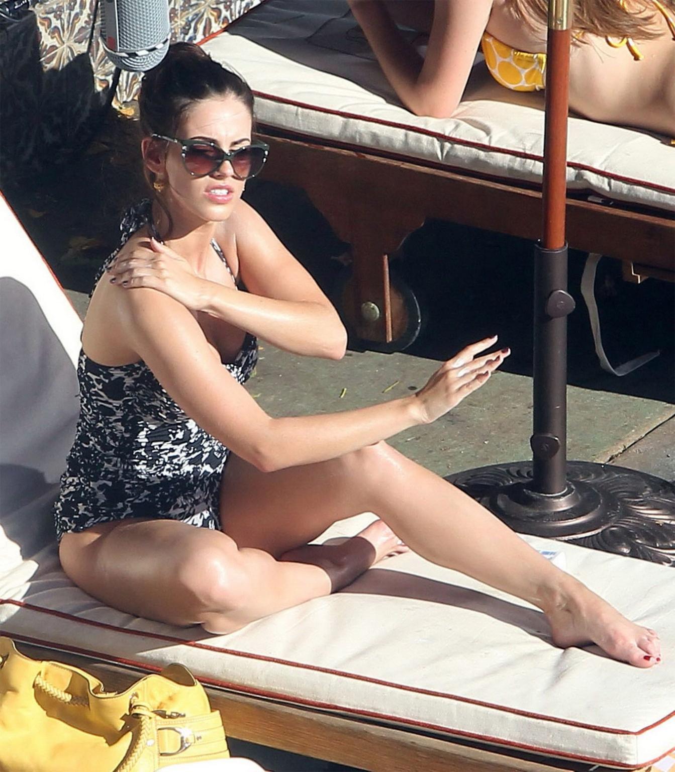 16P Jessica Lowndes busty wearing skimpy swimsuit on the 90210 set