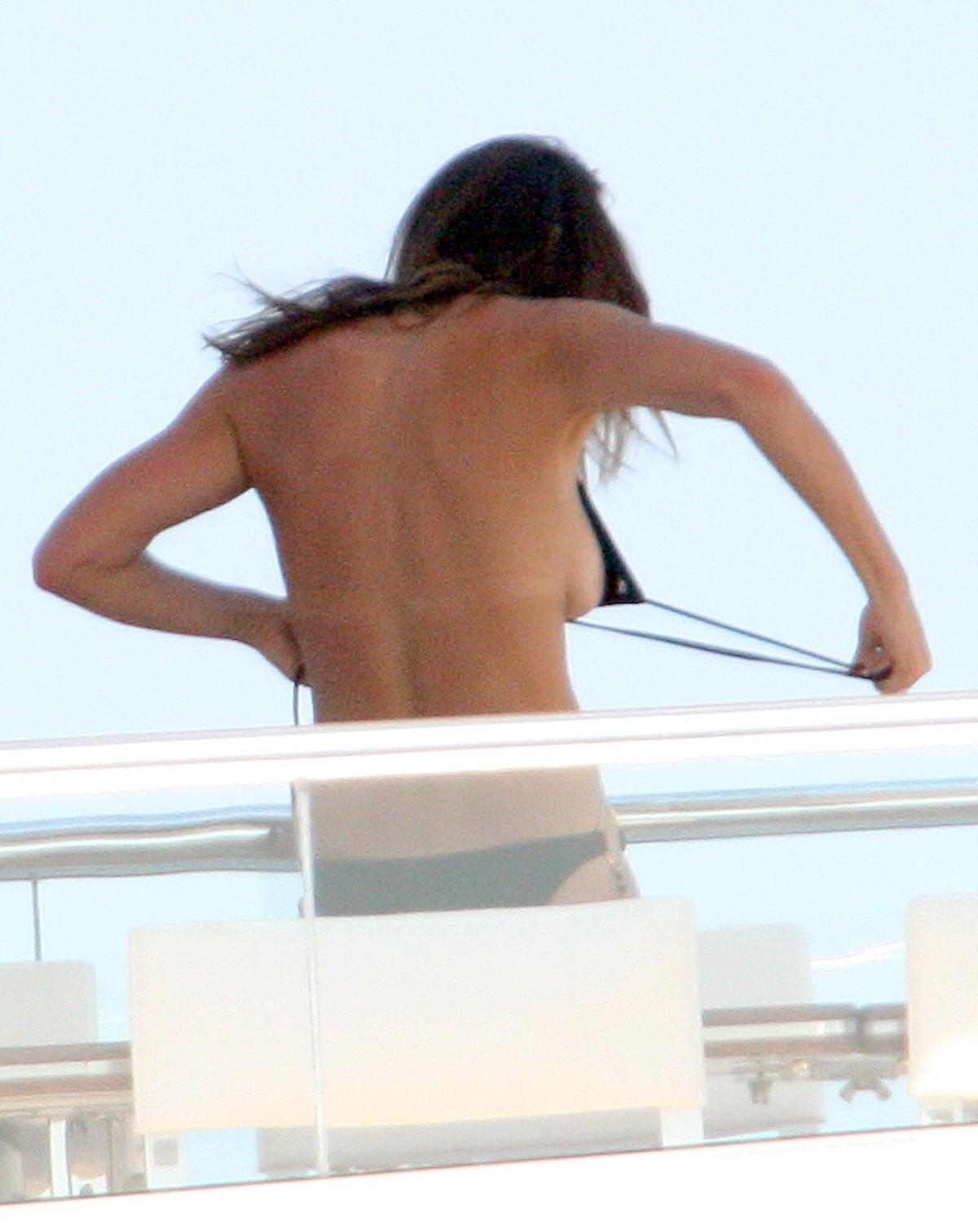 16P Cindy Crawford topless sunbathing on a yacht at French Riviera