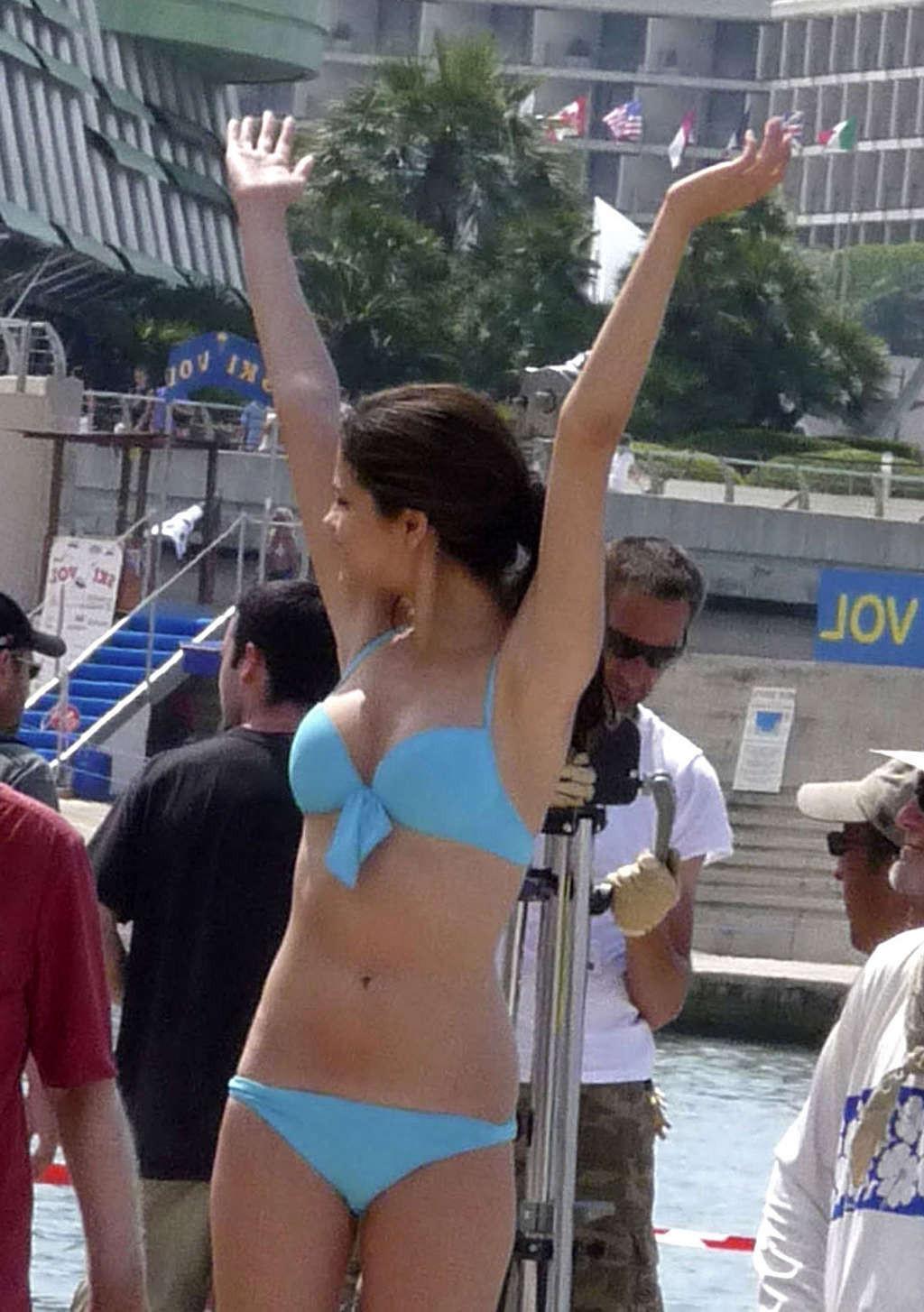 16P Selena Gomez showing her fucking sexy body and hot ass in blue bikini